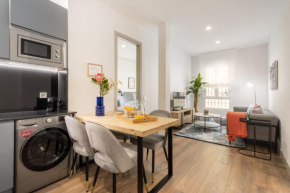 Cozy Ground-Floor Apartment for 4 in Chamberí Quevedo V